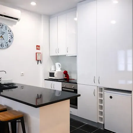 Downtown Riverside Gaia, Porto - Unit 1 Tras *